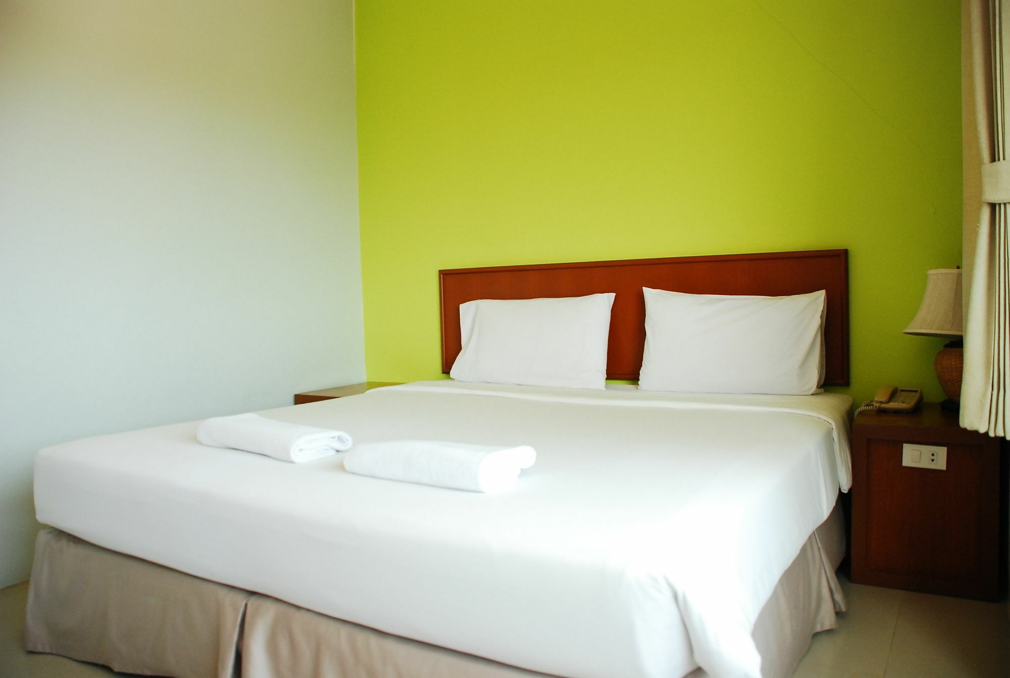 Prachuap Beach Hotel Prachuap Khiri Khan Exterior photo